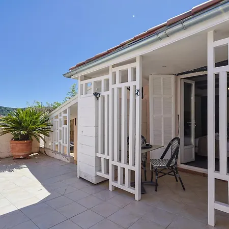 Logis Perla Riviera & Restaurant Hotel