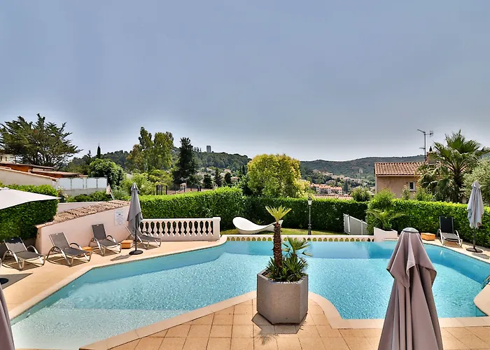 Logis Perla Riviera & Restaurant Hotel 3*