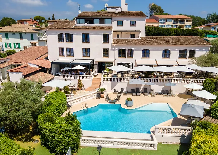 Hotel Logis Perla Riviera & Restaurant Villeneuve-Loubet