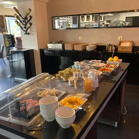 & Restaurant Perla Riviera Hotel