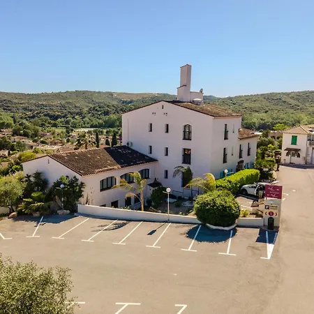& Restaurant Perla Riviera Hotel Villeneuve-Loubet