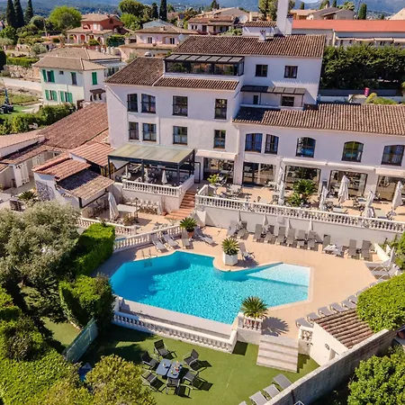 & Restaurant Perla Riviera 3*