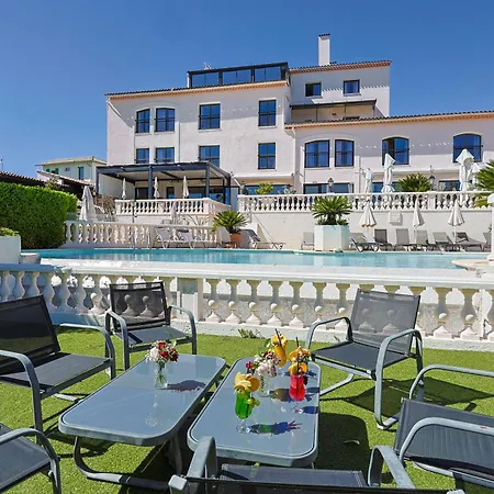 & Restaurant Perla Riviera Villeneuve-Loubet