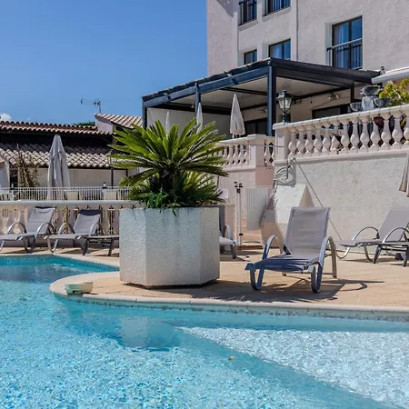 & Restaurant Perla Riviera Hotel 3*