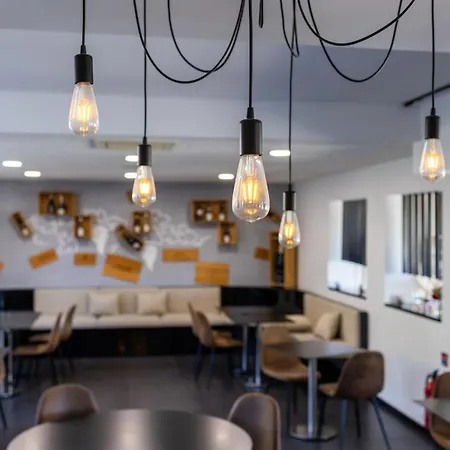 Hotel & Restaurant Perla Riviera