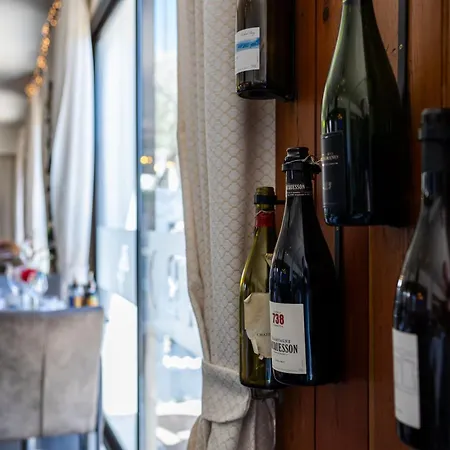 Отель & Restaurant Perla Riviera 3*