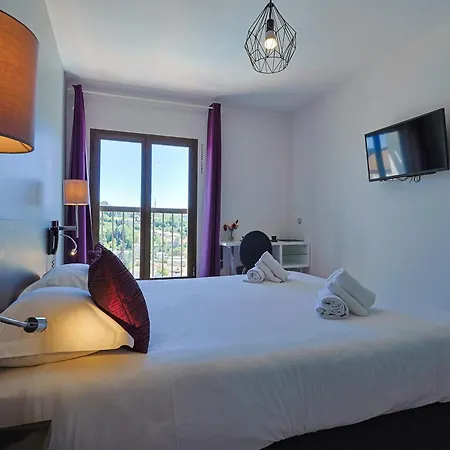 & Restaurant Perla Riviera Hotel 3*