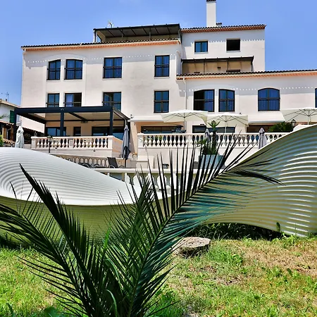 Hotel Logis Perla Riviera & Restaurant Villeneuve-Loubet