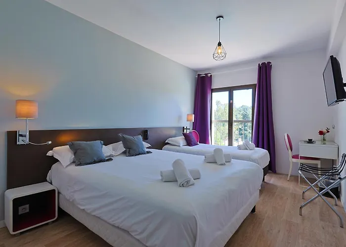 Logis Perla Riviera & Restaurant 3*